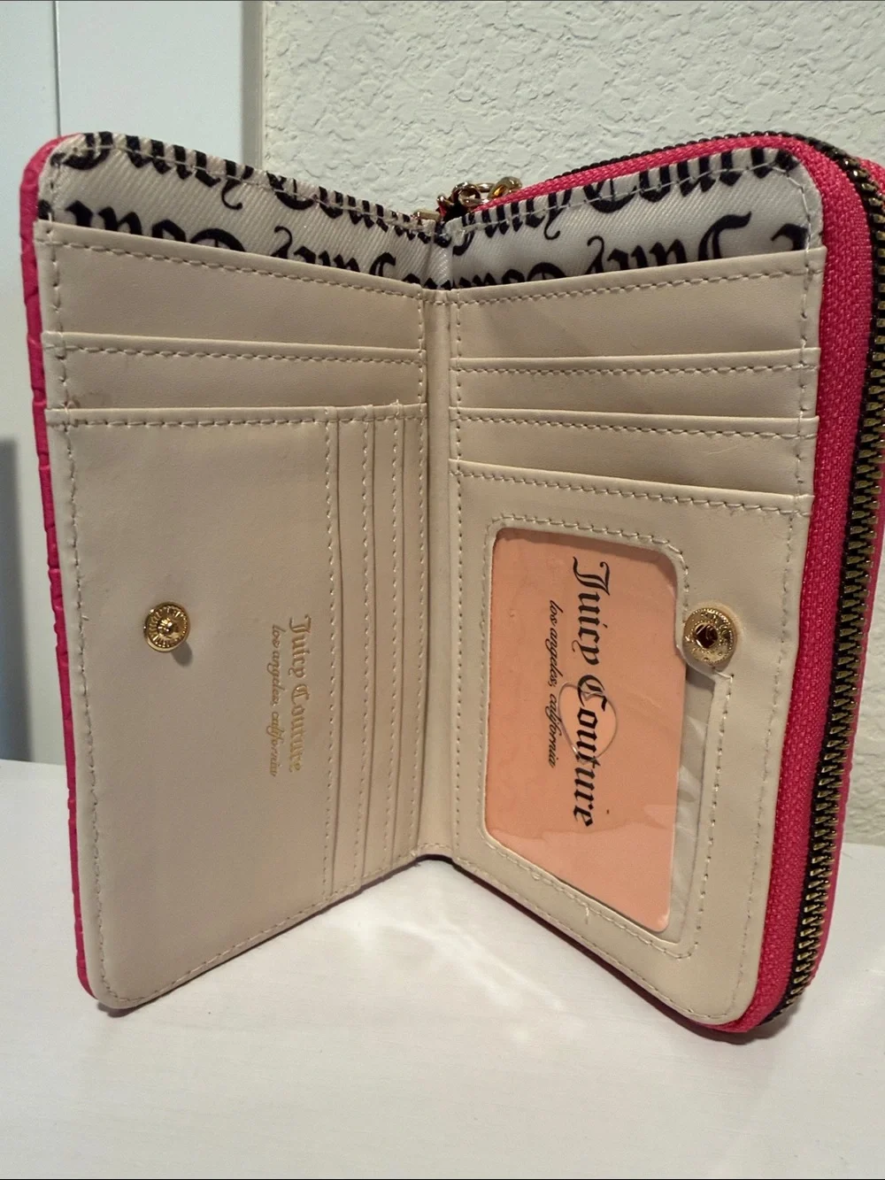 Juicy Couture Bright Pink Embossed Zip Card Wallet with Gold Heart